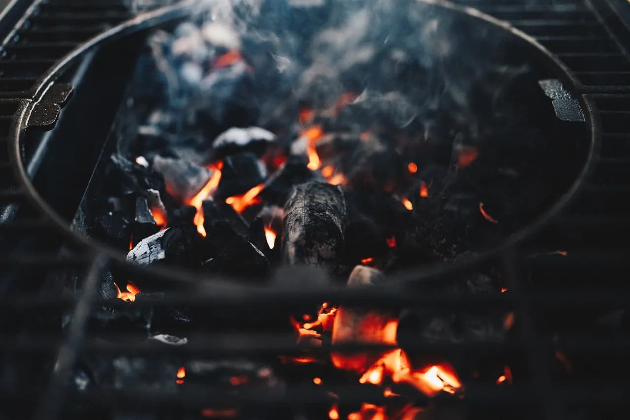 Outdoor cooking setup